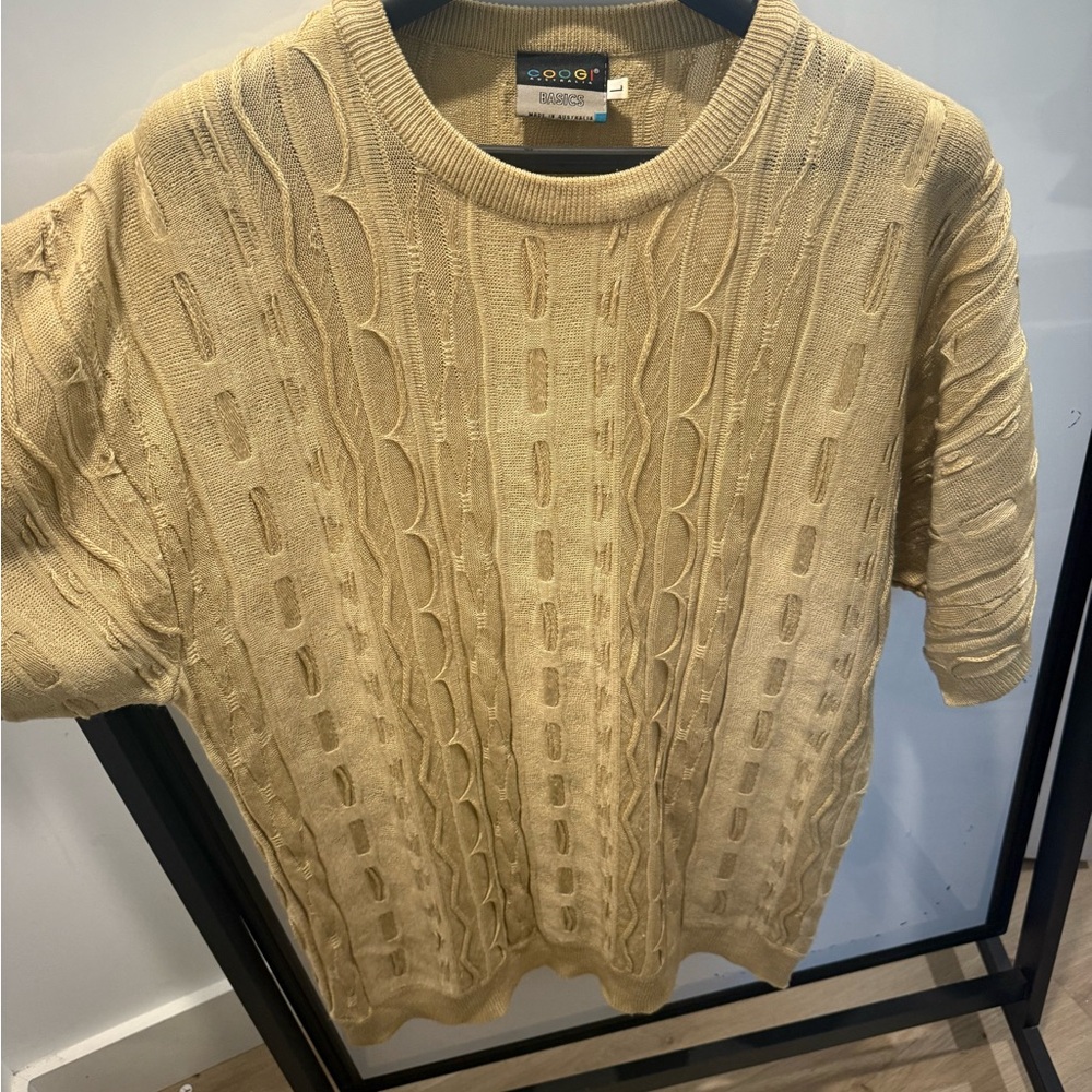 COOGI Men's Tan Cable Knit Crewneck Sweater
